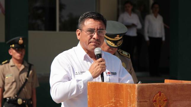 El ministro del Interior, Willy Huerta Olivas, presidió hoy la ceremonia de inauguración de los nuevos ambientes del complejo policial Santa Rosa de Lima en la región Ayacucho.