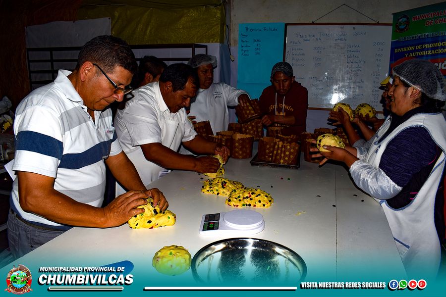 ASOCIACIONES DE PANADERÍAS, FUERON CAPACITADOS EN LA ELABORACIÓN DE PANETONES Y BIZCOCHOS