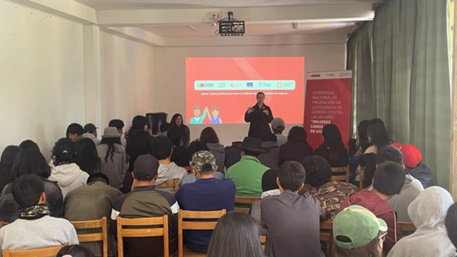 MIMP implementa la estrategia nacional de prevención de la violencia de género contra las mujeres en Cusco, Apurímac y San Martín