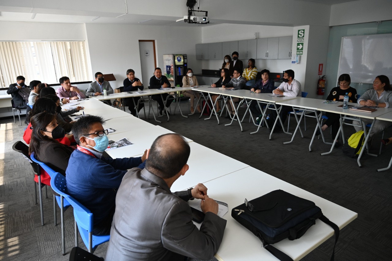 Secretario de Descentralización se reunió con autoridades electas