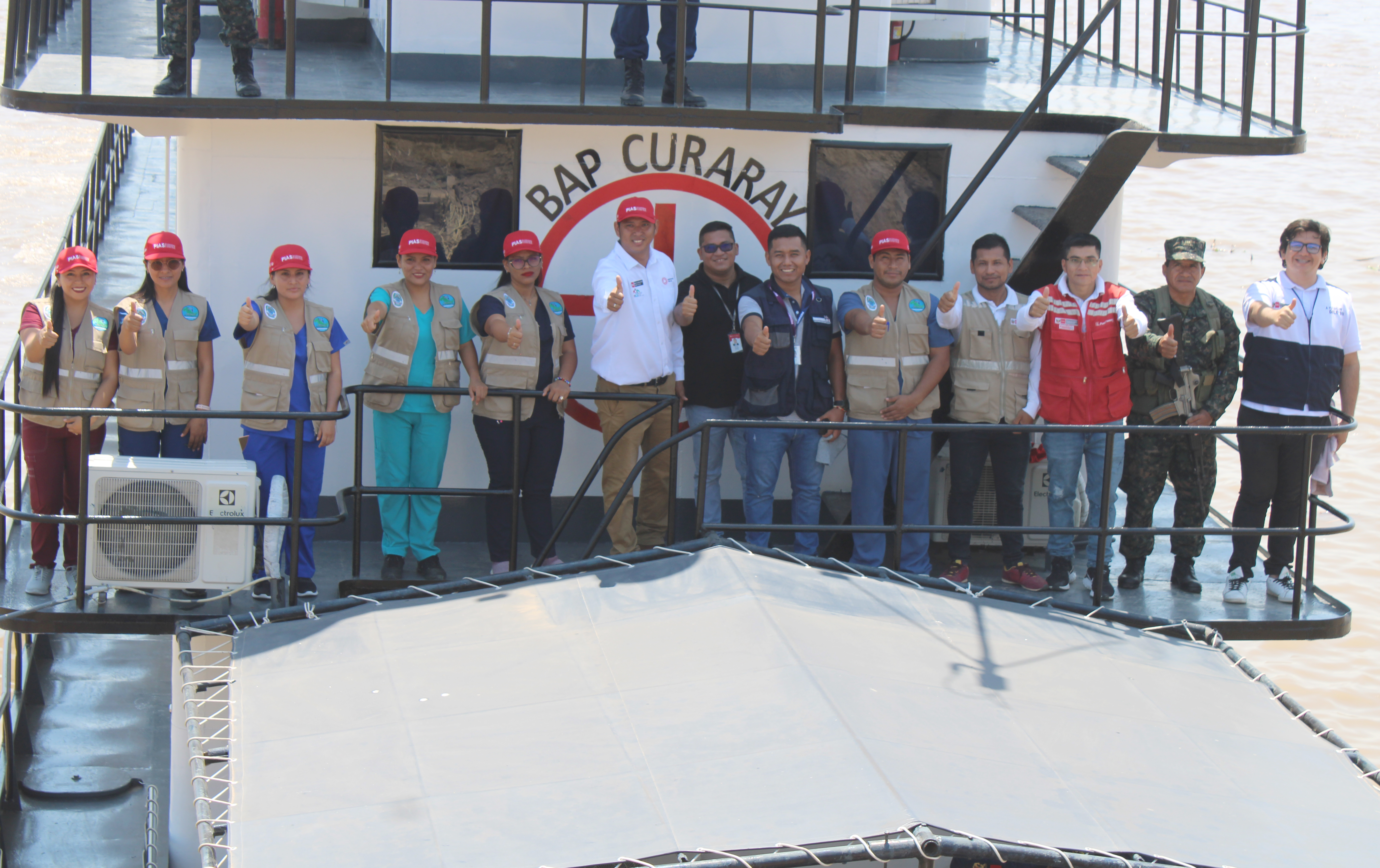 BAP Curaray zarpó en última acción social del 2022 llevando atención del Estado a zonas alejadas de Ucayali