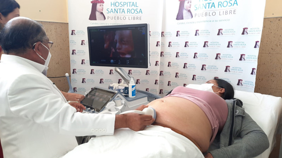 Hospital Santa Rosa Adquiere nuevo Ecógrafo 4D