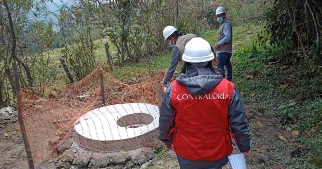 Contraloría alerta que funcionarios ediles aprobaron adicional para obra de saneamiento sin tener recursos necesarios
