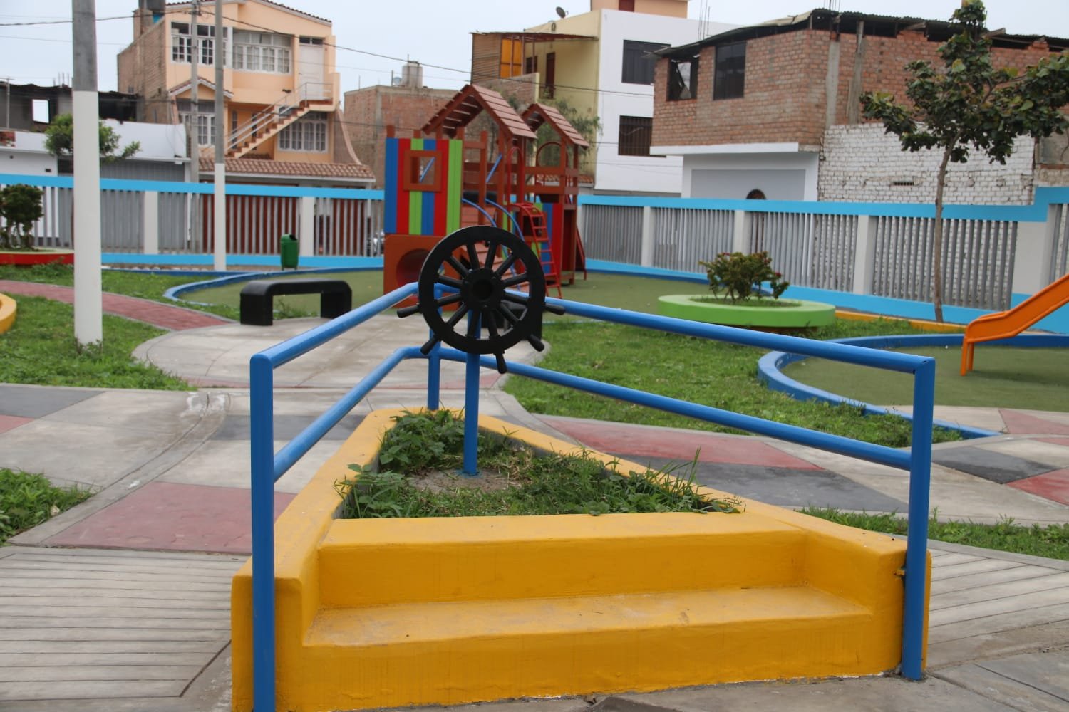 Alcalde Zender realiza mantenimiento al Ludoparque