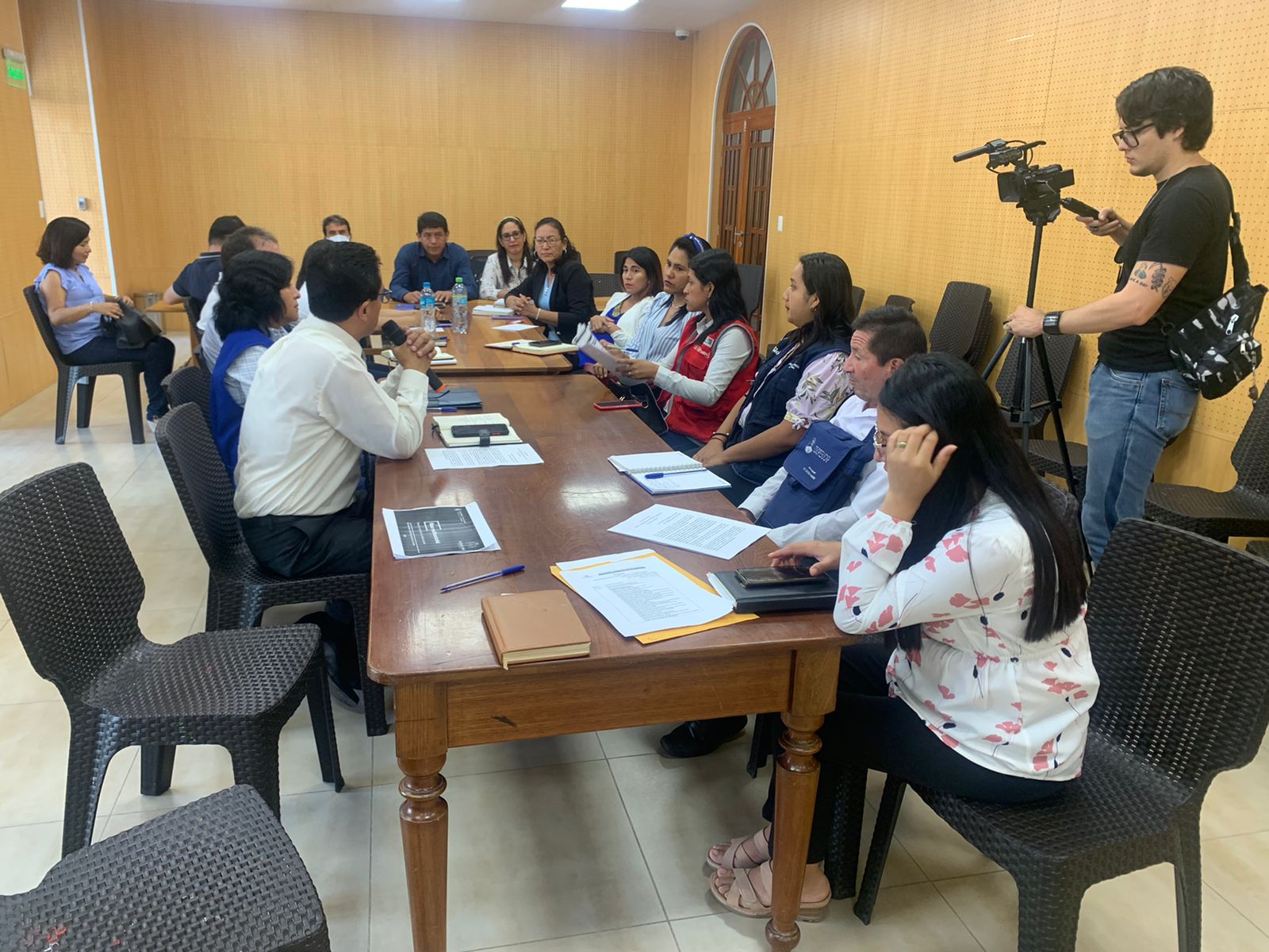 Mesa de trabajo contra la violencia familiar