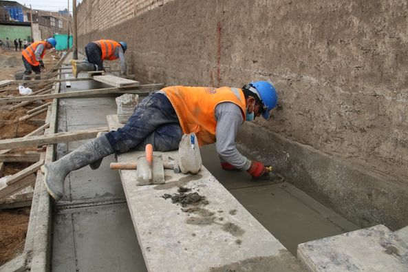 Alcalde Zender supervisa los avances de la obra Jr. Lima (Cuadra 12 y 13) y el Jr. Lino