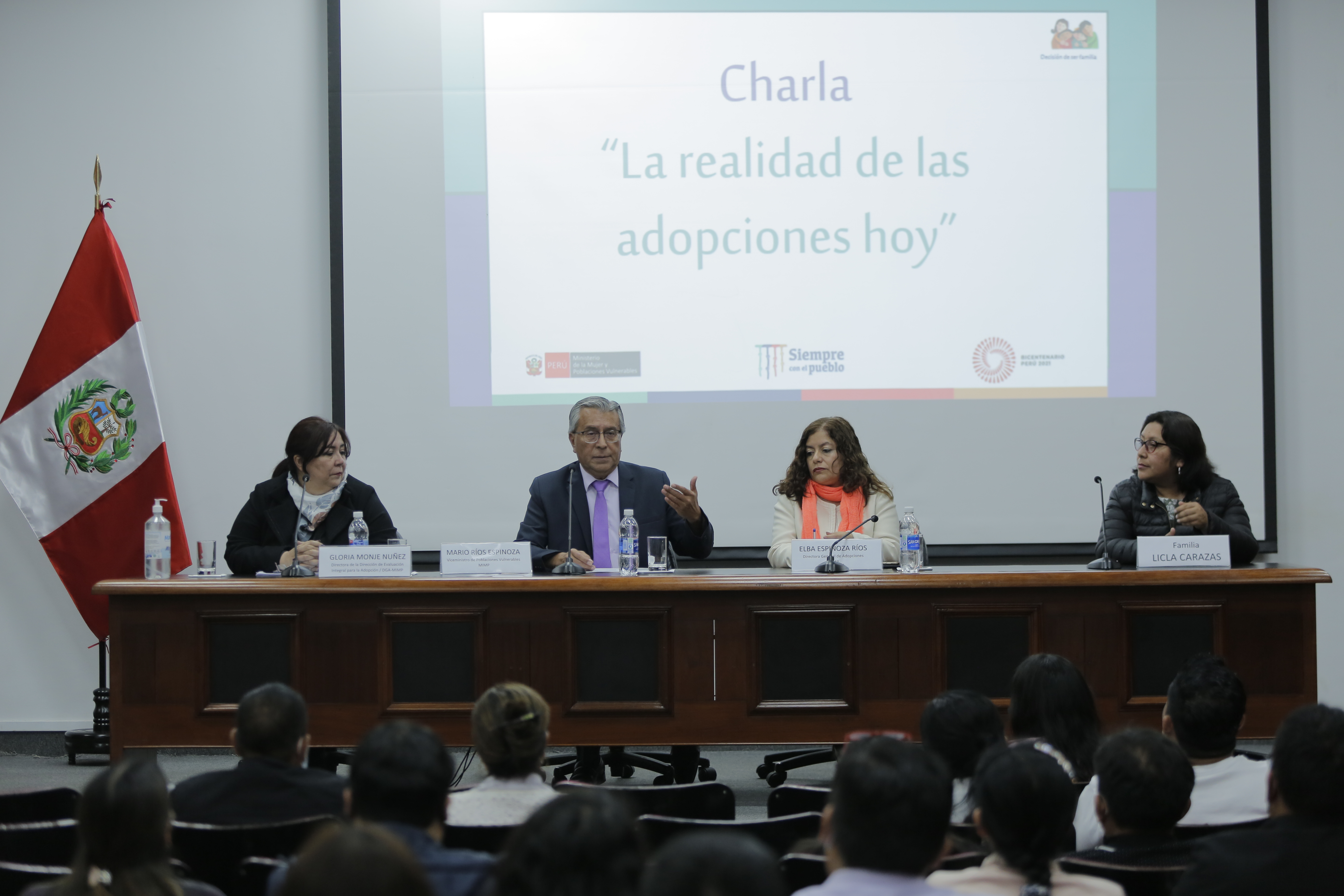 Charla “la realidad de las adopciones hoy”