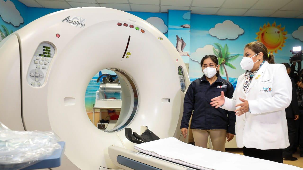 Ministra de Salud realizó visita inopinada al Instituto Nacional de Salud del Niño San Borja