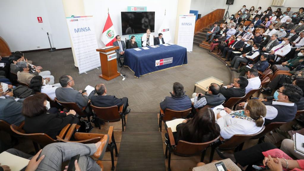 Ministra Portalatino anunció fortalecimiento del Plan Anual Estratégico para la promoción y prevención de la salud