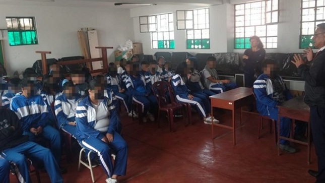 Estudiantes de la I.E. 7094 Sasakawa participaron en conversatorio sobre prevención del consumo de drogas