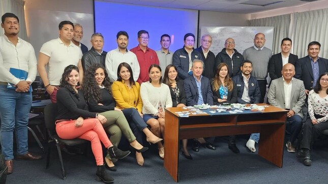 APN y IENPAC dictaron taller de buenas prácticas para inspeccionar una instalación portuaria durante el trasiego de carga líquida a granel