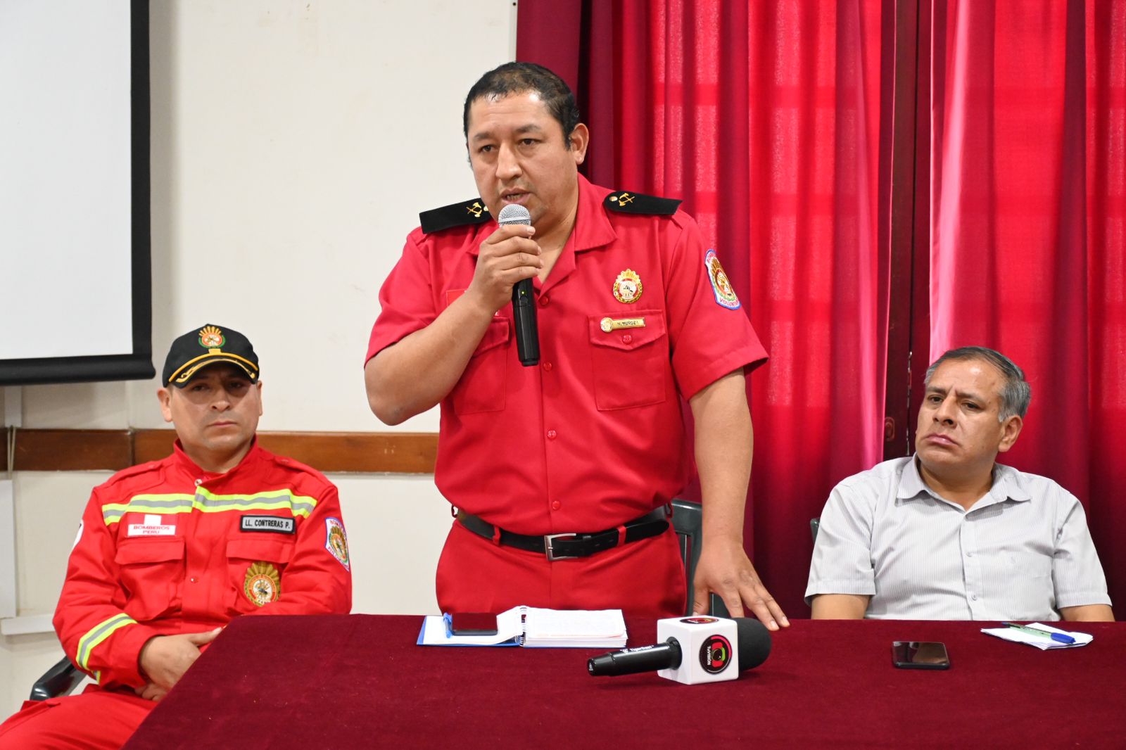 Cía. de Bomberos 101 Higos Urco recibe donación de terreno después de 27 años de creación