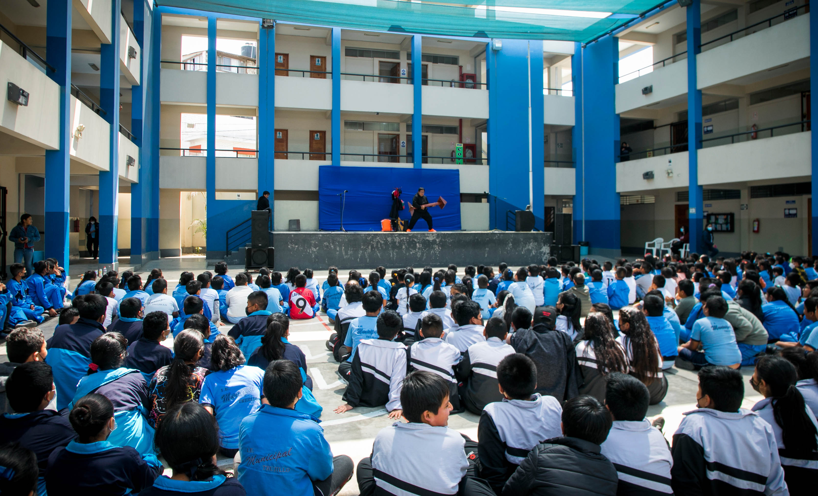 La Libertad: Ministerio de Cultura promueve con obras teatrales hábitos de uso correcto de bibliotecas entre escolares trujillanos