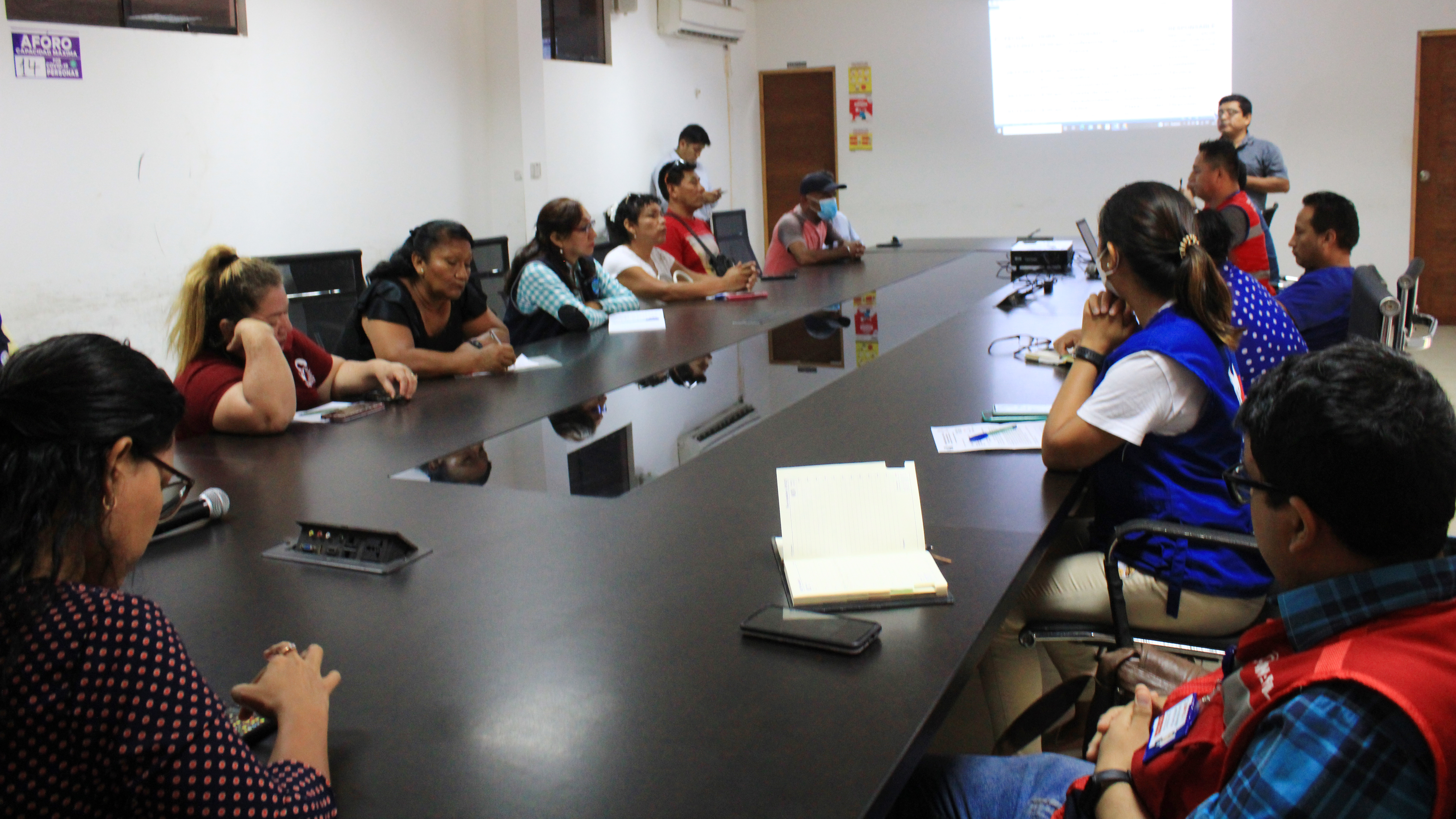 Funcionarios del gobierno regional de Ucayali organizan actividades por el día de la lucha contra el VIH