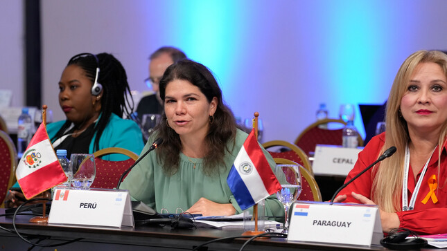 Participación de la ministra Claudia Davila en conferencia en Argentina