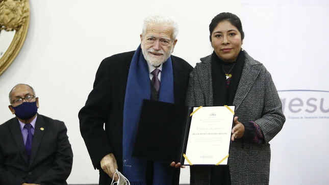 Ministerio de Cultura modifica denominación de la Biblioteca Pública Tacna a “Biblioteca Pública de Tacna – Luis Vicente Cavagnaro Orellana"