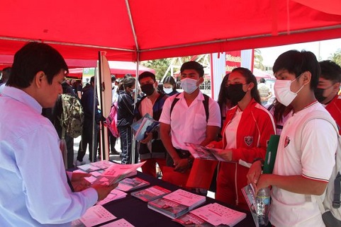 Feria Vocacional Paita 2022 realizada por el Centro de Empleo en la ciudad de Paita