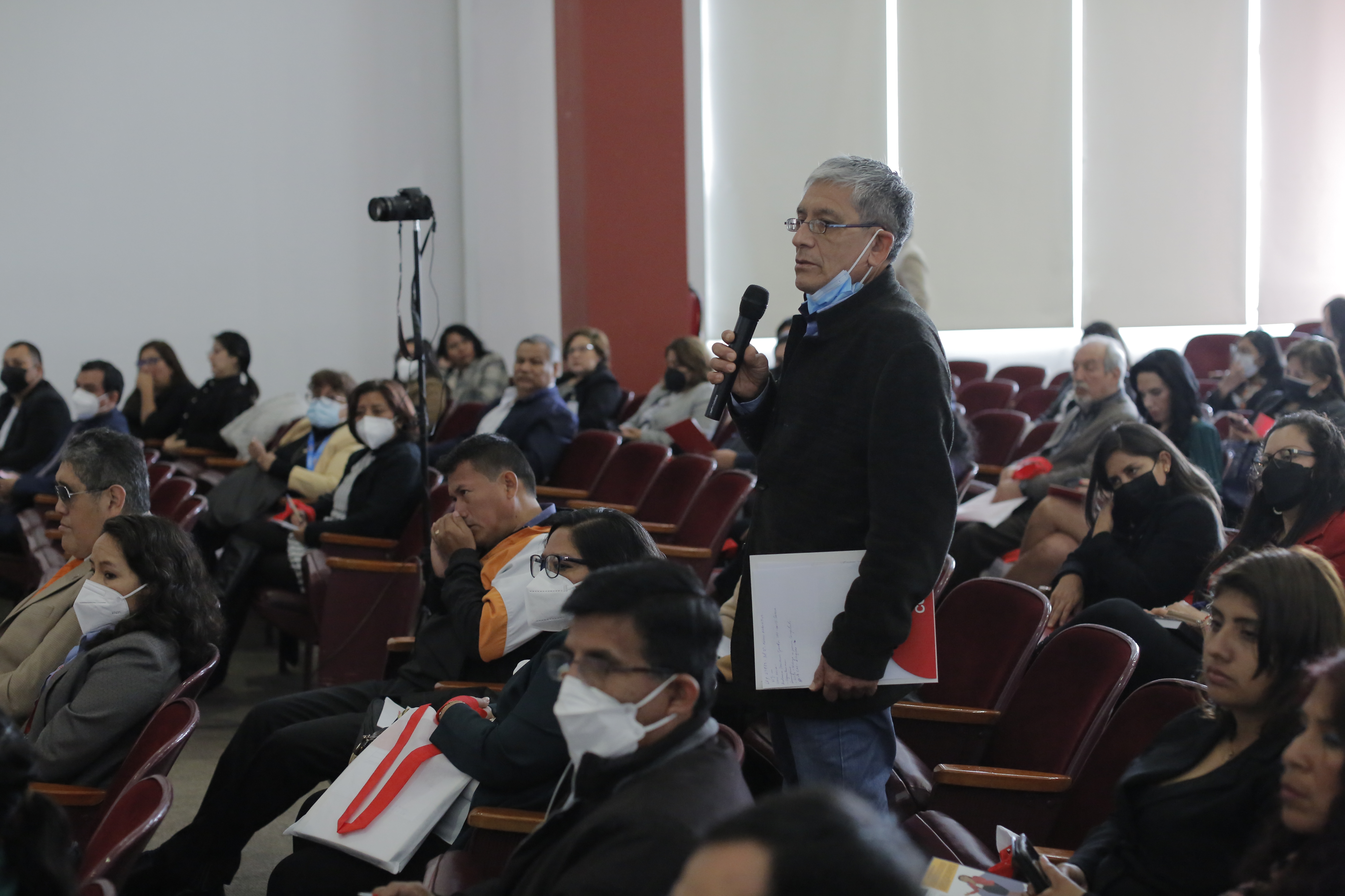 Claudia Dávila en evento por las personas con discapacidad