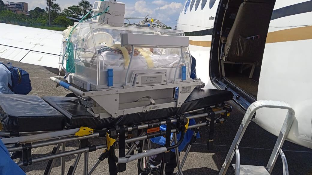 Minsa trasladó de Moyobamba hacia Lima a bebé de 6 días de nacida que necesita atención especializada en cardiología pediátrica