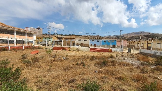 Contraloría detecta perjuicio de S/ 360 mil por deficiencias en construcción de parque deportivo en Paucartambo