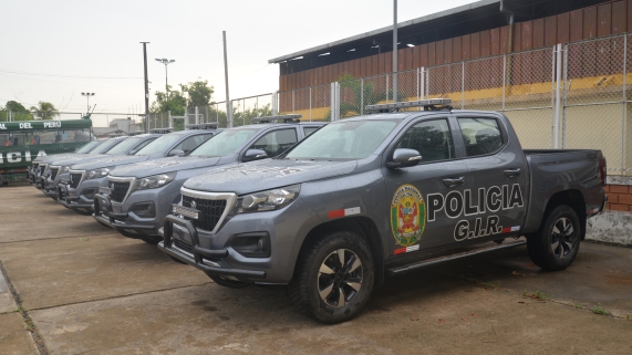 CAMIONETAS POLICIALES