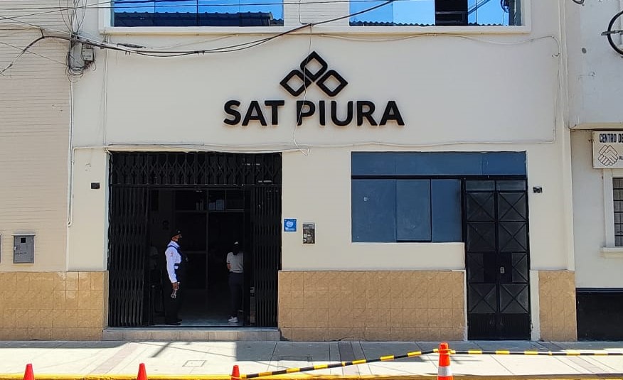 Con una moderno sistema de atención y en un amplio y cómoDO local, ahora atendemos a nuestros contribuyentes, administrados y público en general en: calle Arequipa N° 1052 - Piura.