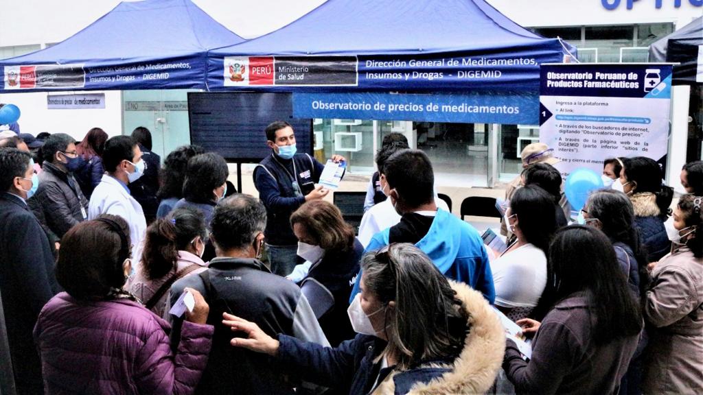 Pacientes del INO aprendieron a ahorrar en medicamentos consultando el Observatorio de Precios de la Digemid