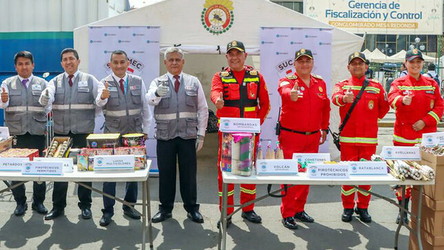 El Cuerpo General de Bomberos Voluntarios del Perú (CGBVP) y la Superintendencia Nacional de Control de Servicios de Seguridad, Armas, Municiones y Explosivos de Uso Civil (Sucamen) iniciaron labores para garantizar la seguridad y la integridad de los ciudadanos en la zona comercial del Mercado Central, Mesa Redonda y el Triángulo de Grau como parte del Plan Navidad Segura 2022.

El jefe de la IV Comandancia Departamental Lima Centro, Mario Casaretto, informó que los bomberos empezarán con sus trabajos desde hoy y se prolongará hasta el próximo 31 de diciembre.

