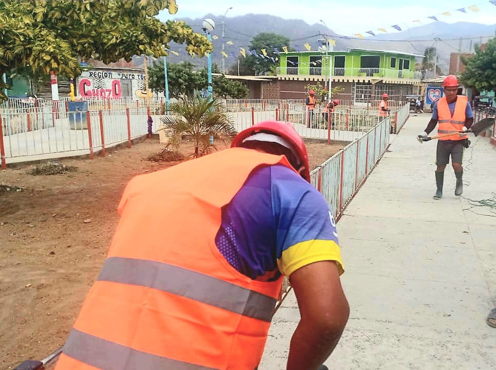 Inician obra de reparación de espacio recreativo en la Plaza Principal de Malacasí