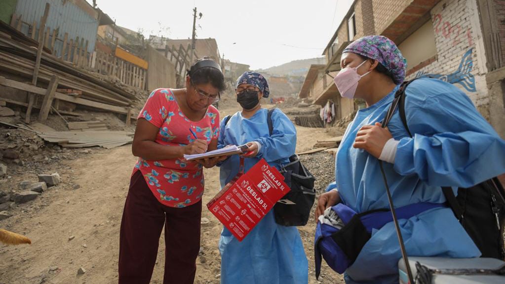 Cuarenta brigadas de salud se trasladaron a la zona de Mariscal Cáceres con el fin de aplicar más de 1 500 dosis contra diversas enfermedades.