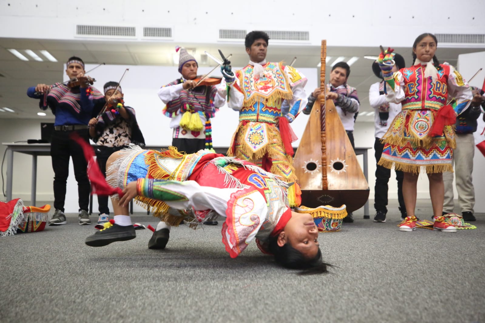 Ministerio de Cultura conmemora 12 años de la declaratoria como Patrimonio Cultural de la Humanidad a la Danza de las Tijeras