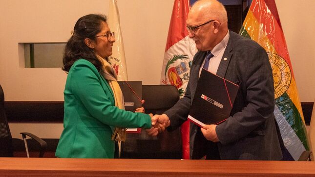 DDC Cusco firma trascendental convenio con el Centro de Estudios Andinos de la Universidad de Varsovia de Polonia