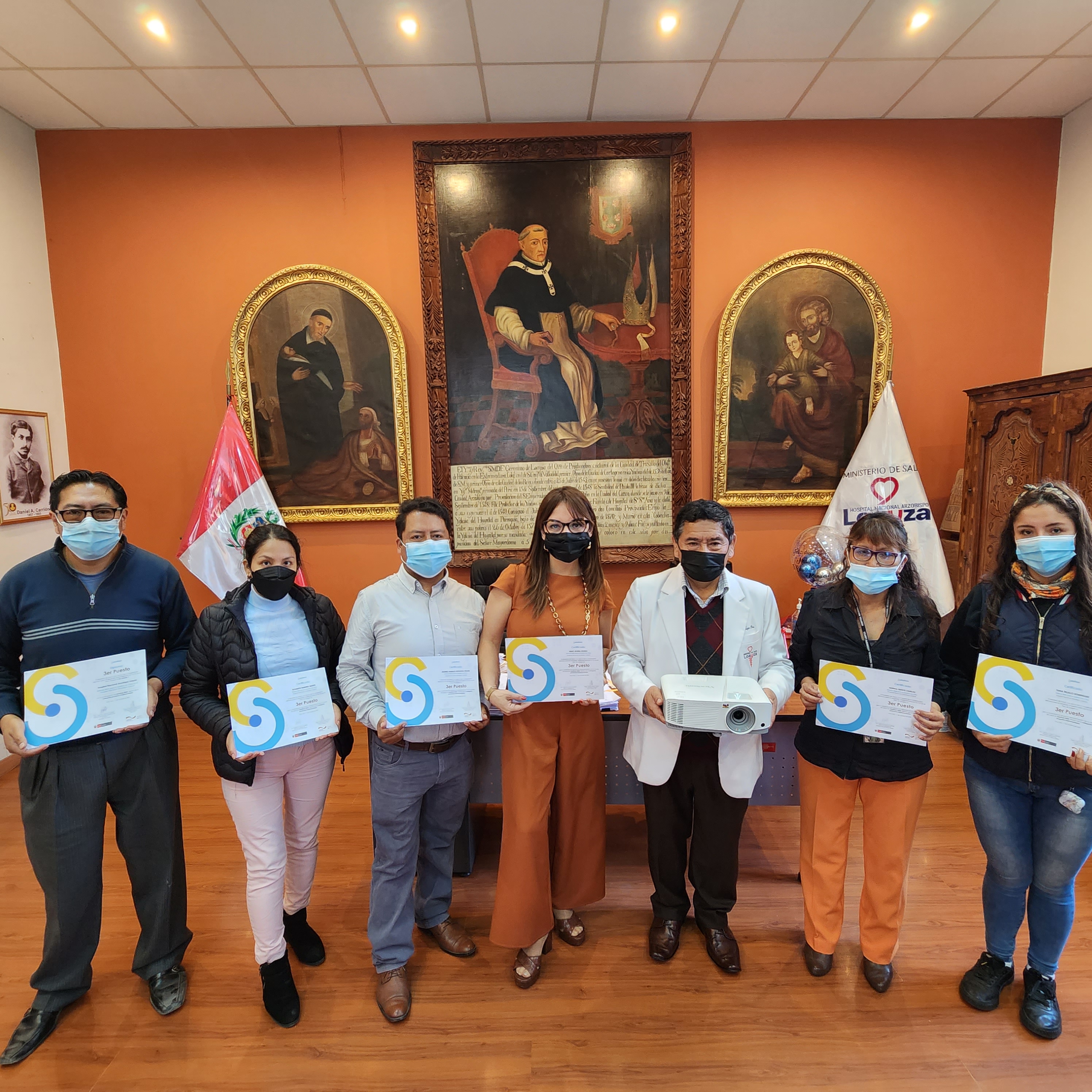 Hospital Loayza es premiado por participación en la Saluthon
