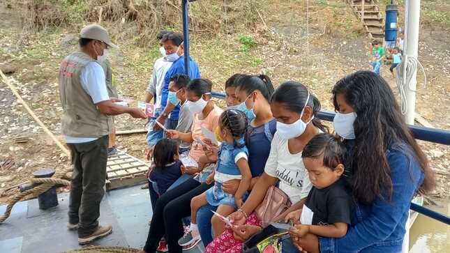 Ucayali: Comunidades nativas de Loreto, Ucayali y Puno recibieron servicios en su lengua materna y con respeto a sus costumbres