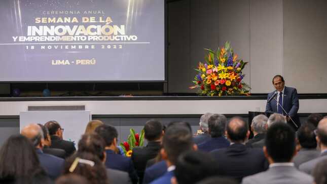 Reconocimiento a los proyectos e investigaciones innovadoras del Perú Bicentenario