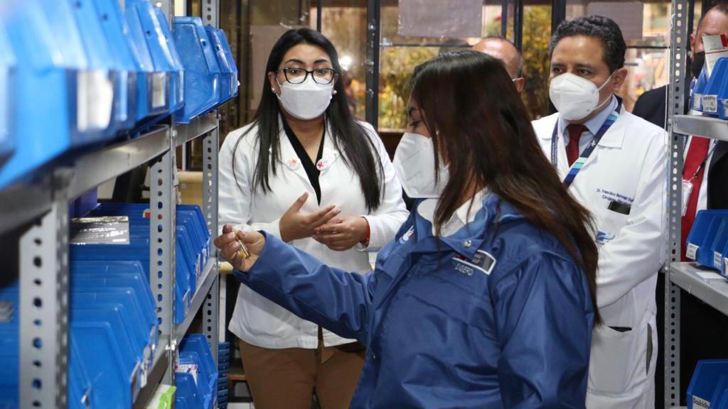 Ministra de salud, Kelly Portalatino acompañó al INEN a joven paciente oncológica que necesita urgente atención médica