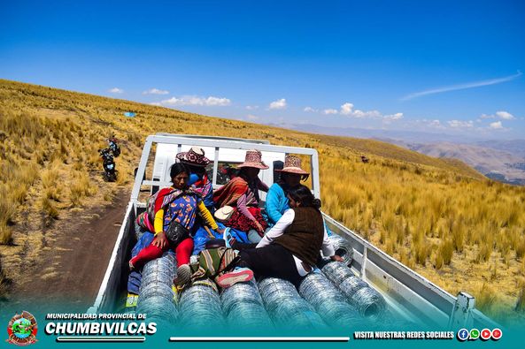 LA COMUNA PROVINCIAL DE CHUMBIVILCAS, ENTREGÓ MALLAS GANADERAS PARA LA REUBICACIÓN DE LAS VICUÑAS PERTENECIENTES A LA RESERVA DE PFULLPURI, PUENTE CCOYO, Y USCAMARCA