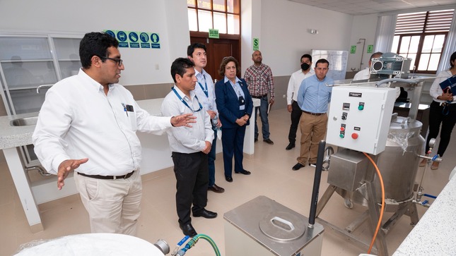 DICOPRO DE MINEDU VISITA LA UNIVERSIDAD NACIONAL DE FRONTERA