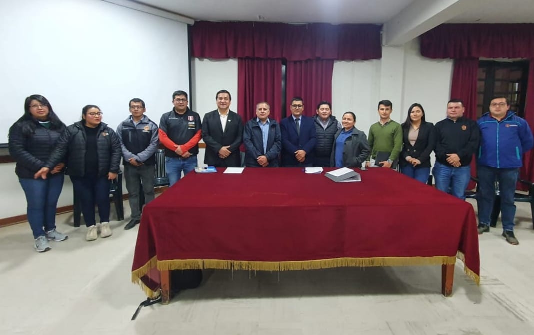 Primera reunión de coordinación de comisiones de transferencia en la Municipalidad Provincial de Chachapoyas