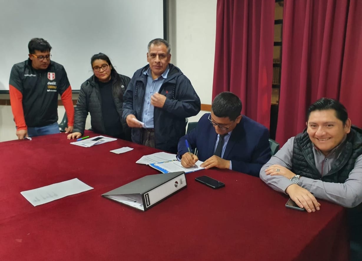 Primera reunión de coordinación de comisiones de transferencia en la Municipalidad Provincial de Chachapoyas