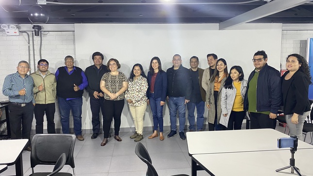 Foto de cierre del evento presencial