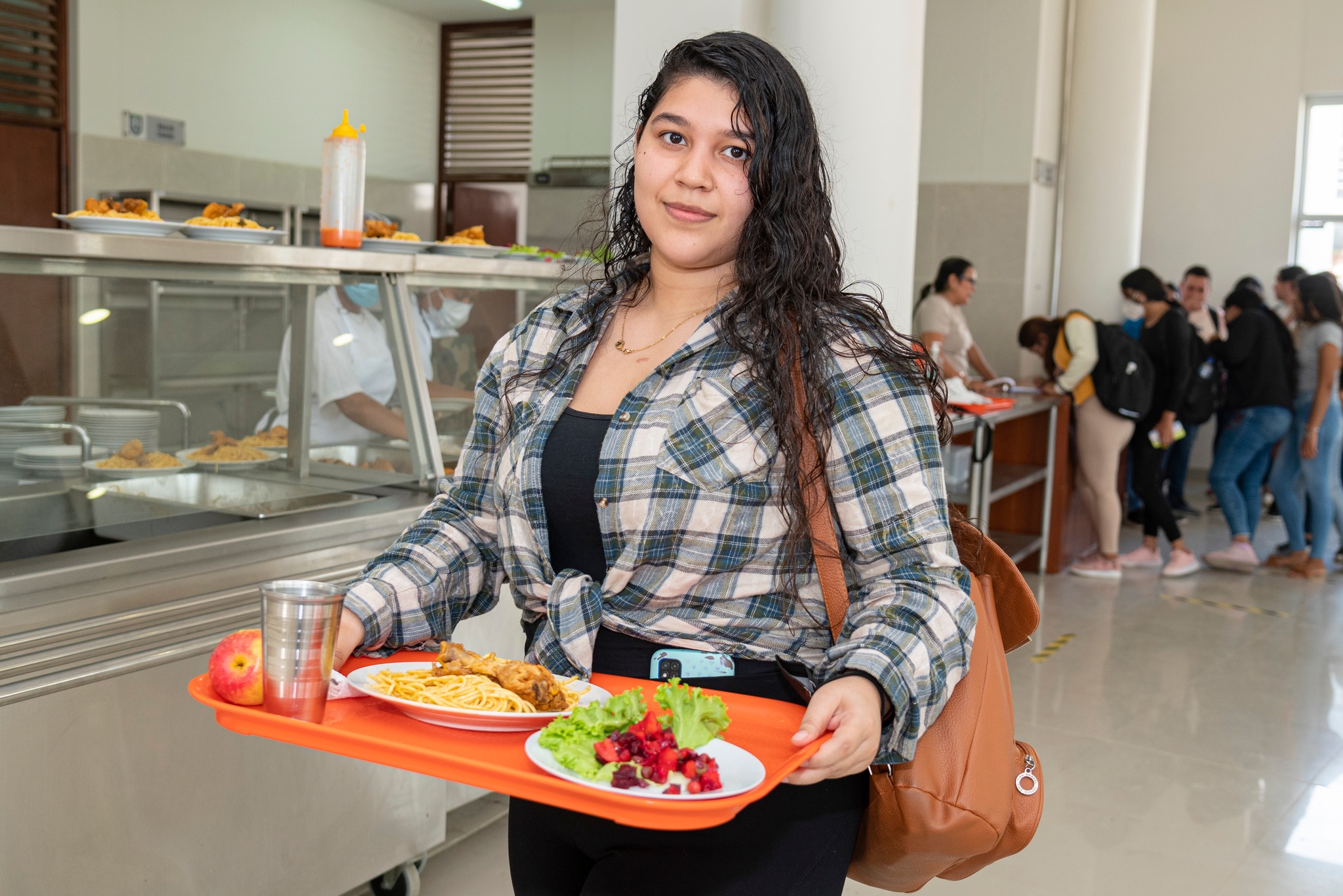 Comedor Universitario UNF brinda servicio de alimentación a los estudiantes