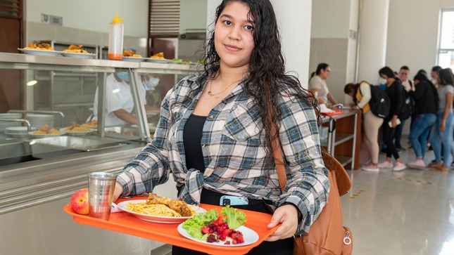 Comedor Universitario UNF brinda servicio de alimentación a los estudiantes