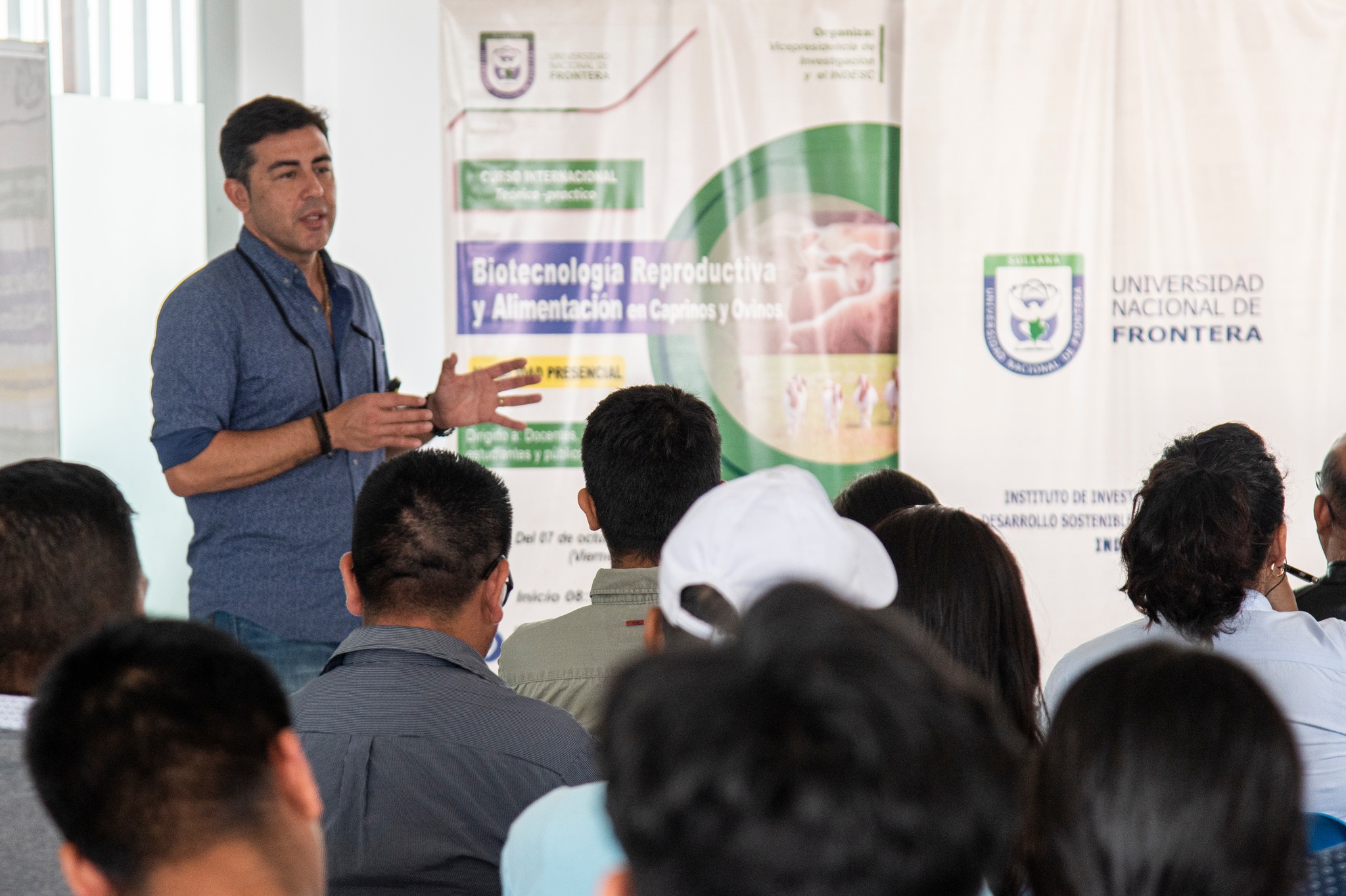 Especialista argentino participa en curso internacional de biotecnología reproductiva en caprinos y ovinos organizado por la UNF