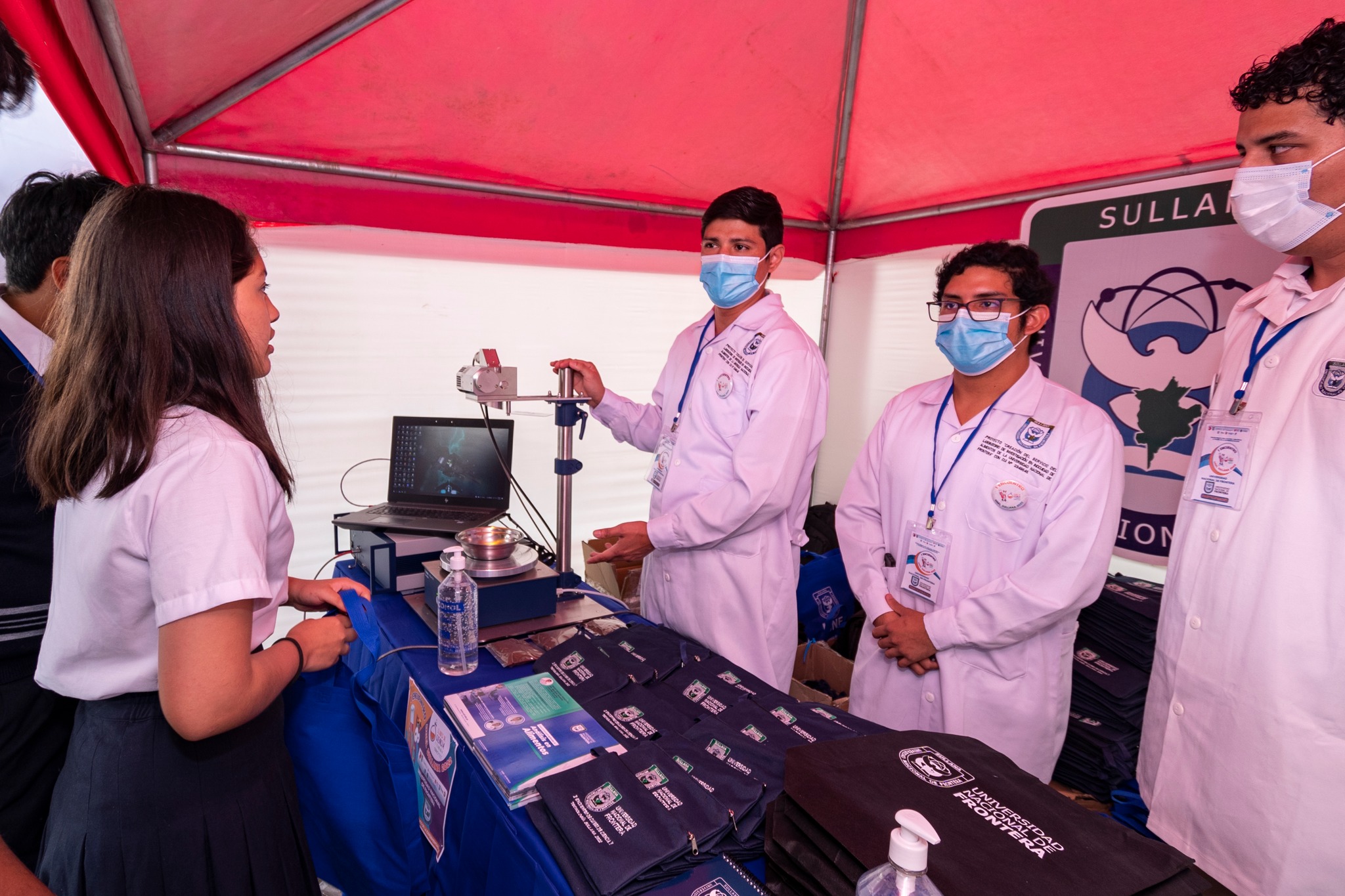 UNF participa en I Encuentro de Clubes de Ciencia y Tecnología Sullana 2022