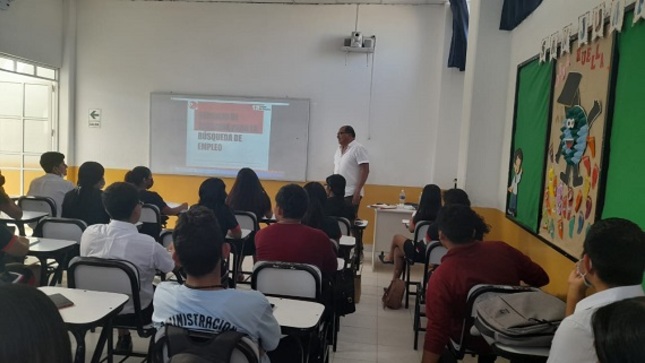 Centro de Empleo realizó talleres ABE y CUL en Instituto de San Juan de Sullana