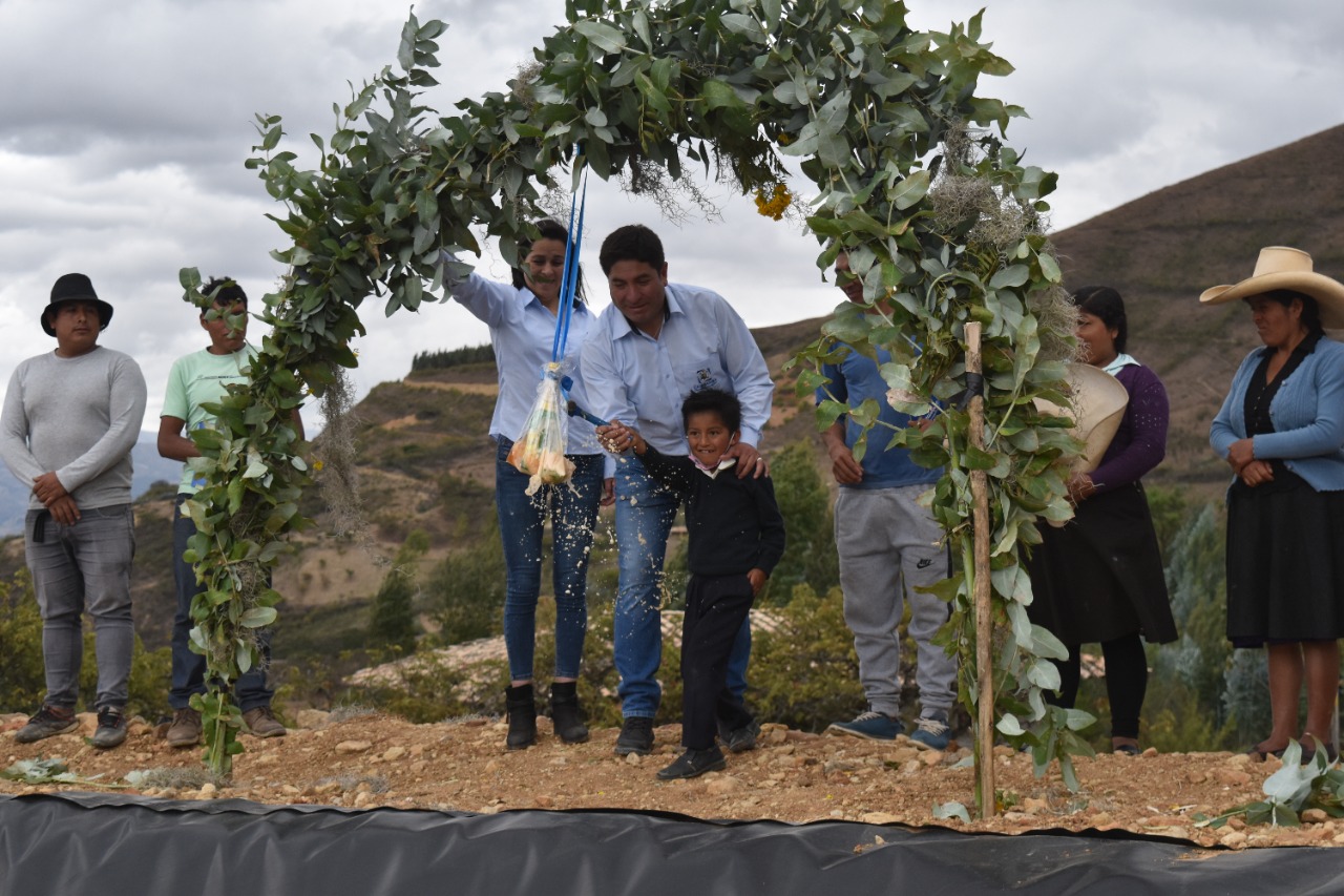 Pobladores de Huanza contarán con sus microreservorios