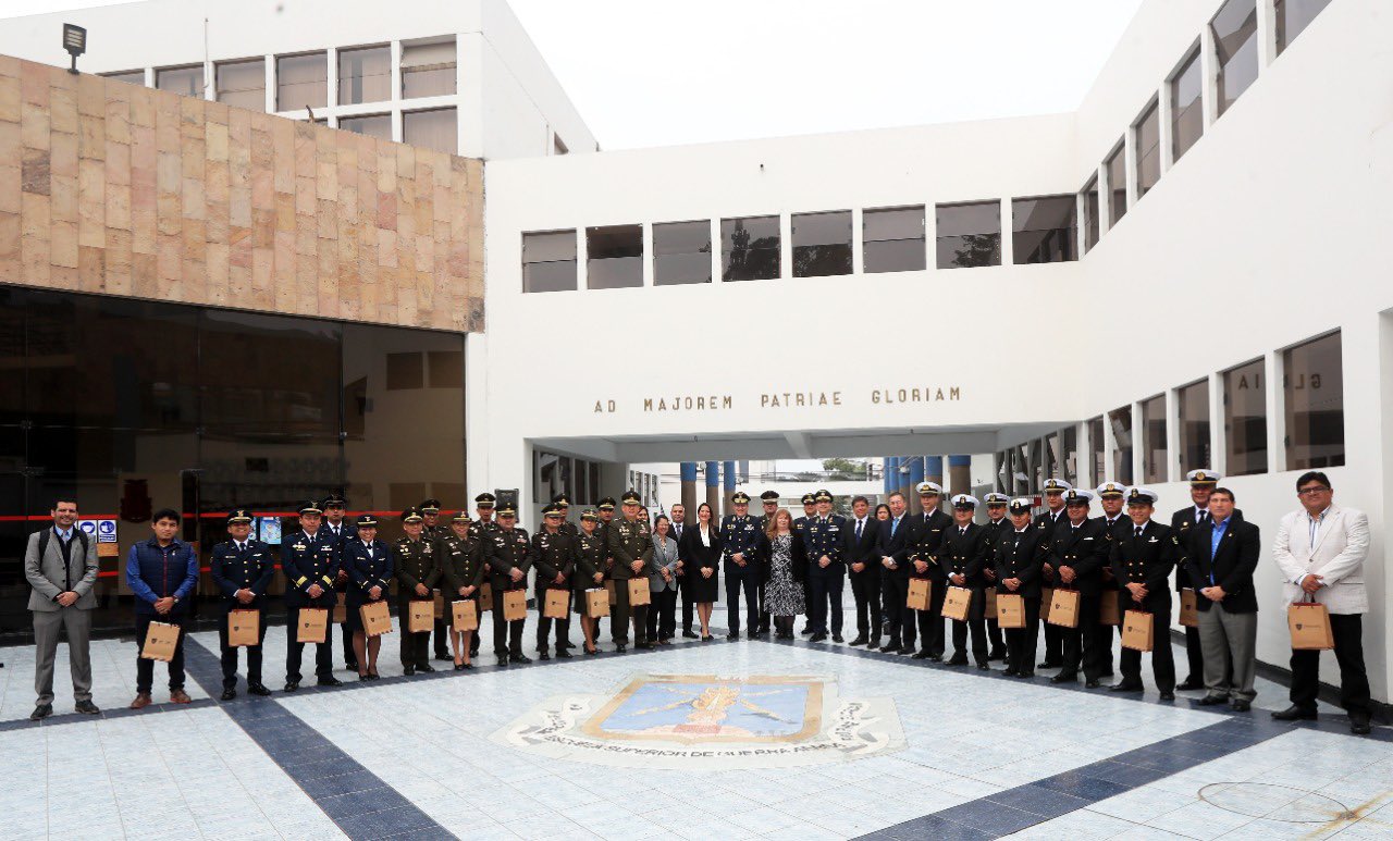 Ministro Barragán inauguró curso que fortalece las capacidades del sistema de catalogación del Sector Defensa