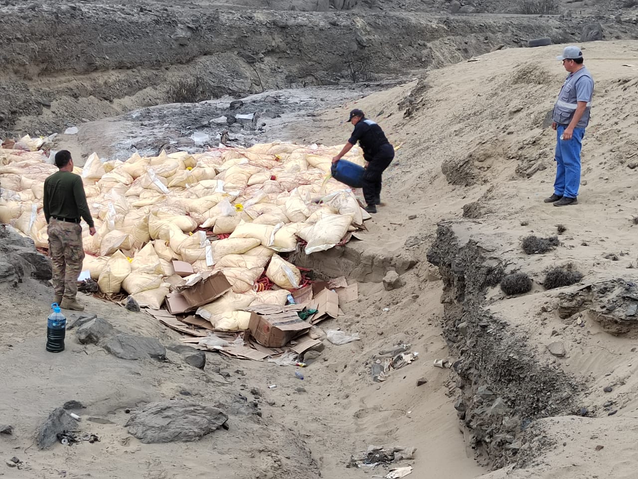 Sucamec destruyó más de 8 toneladas de explosivos de procedencia ilegal en La Libertad