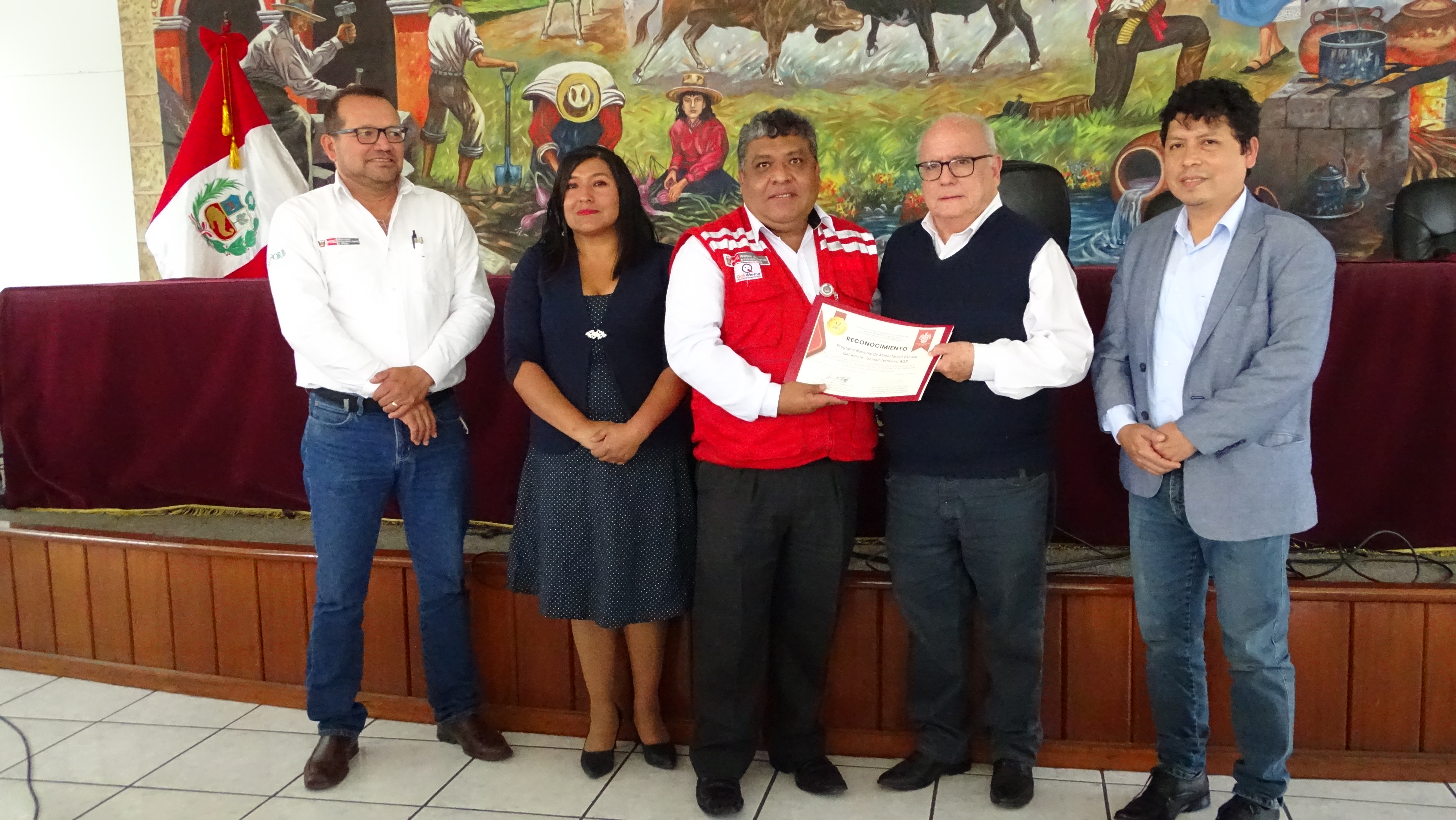 Municipalidad de Arequipa reconoce trabajo de Qali Warma